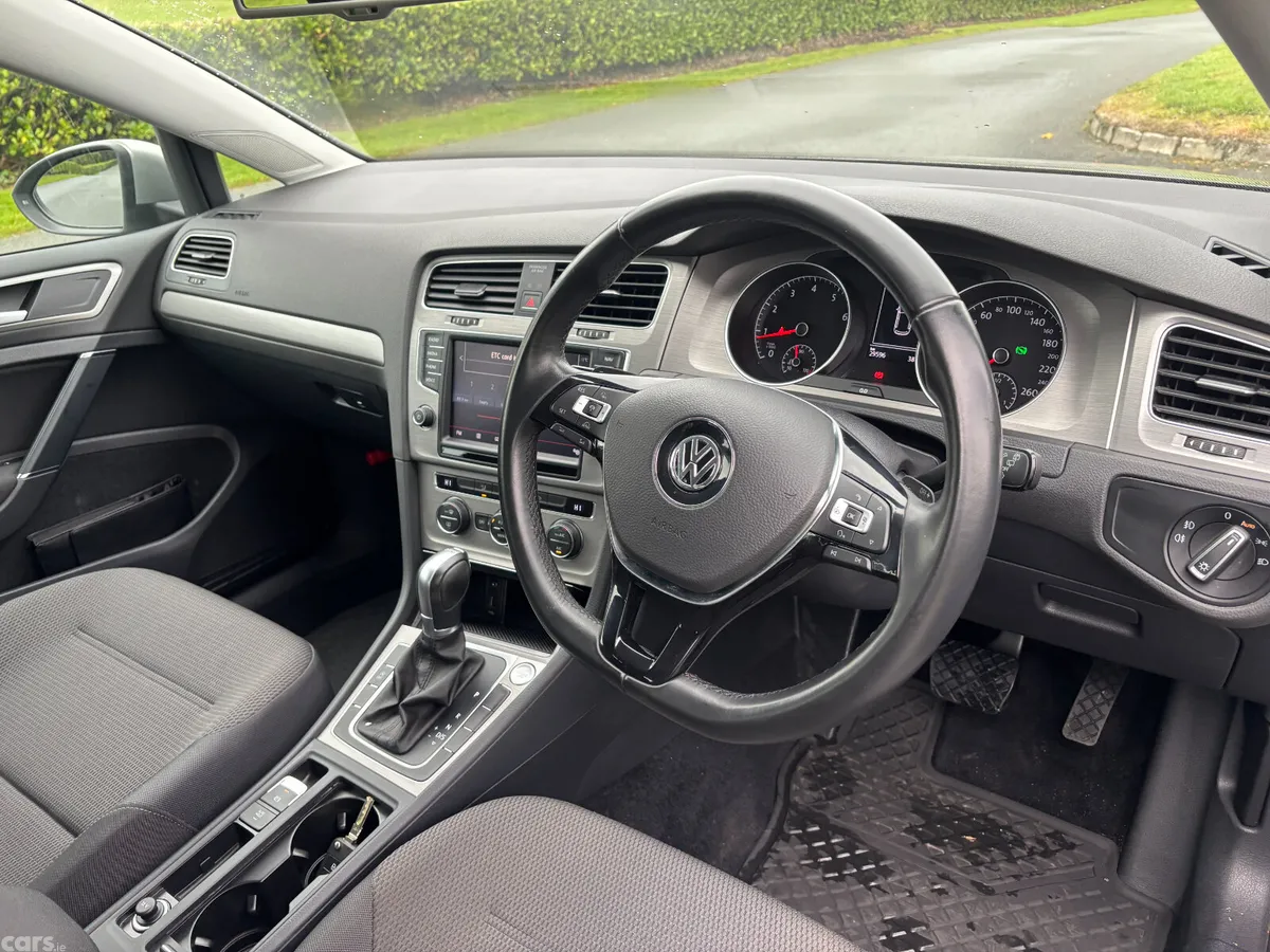 Volkswagen Golf Hatchback, Petrol, 2015, Silver