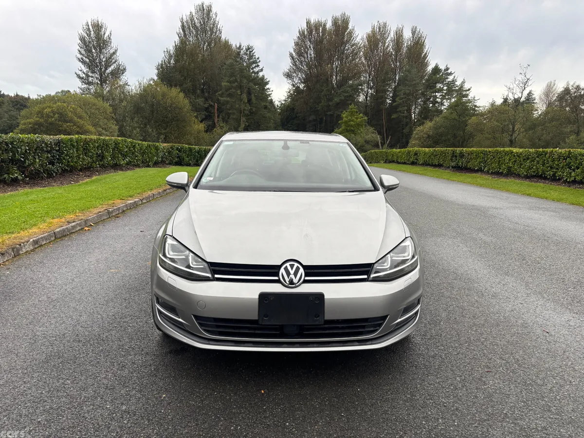 Volkswagen Golf Hatchback, Petrol, 2015, Silver