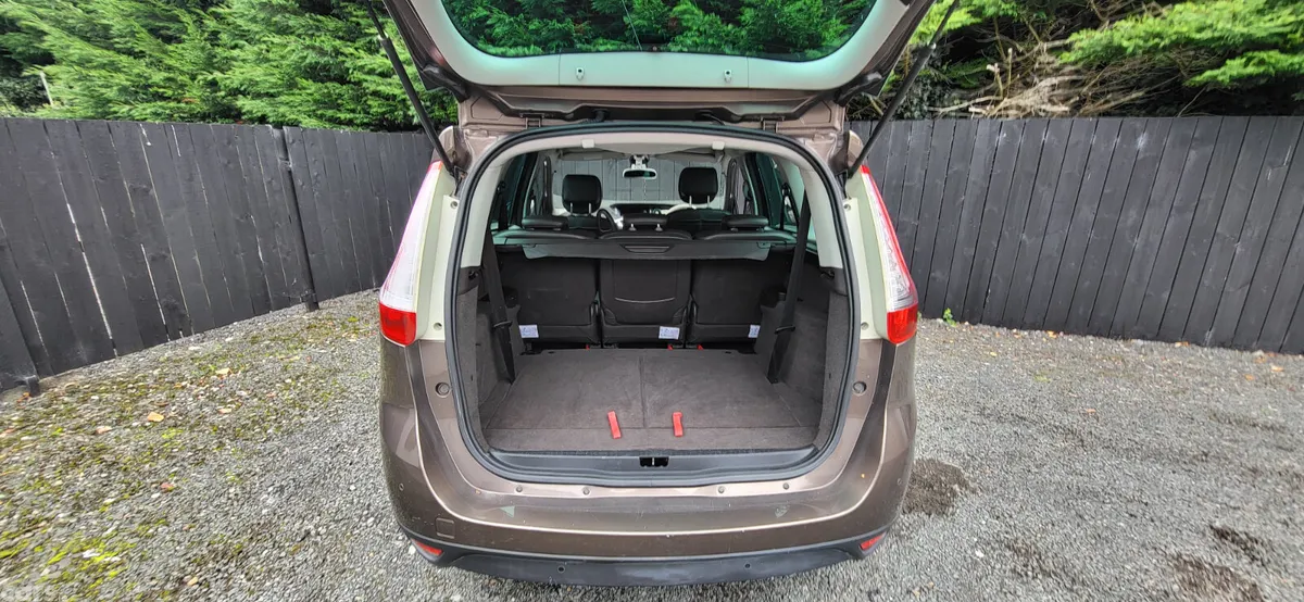 Renault Grand Scenic MPV, Diesel, 2010, Beige