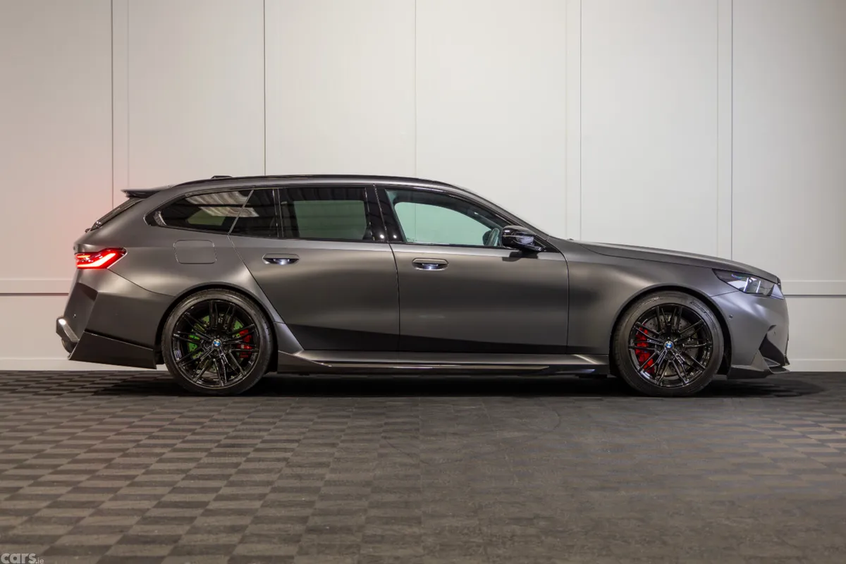BMW M5 Estate, Petrol Plug-in Hybrid, 2025, Grey