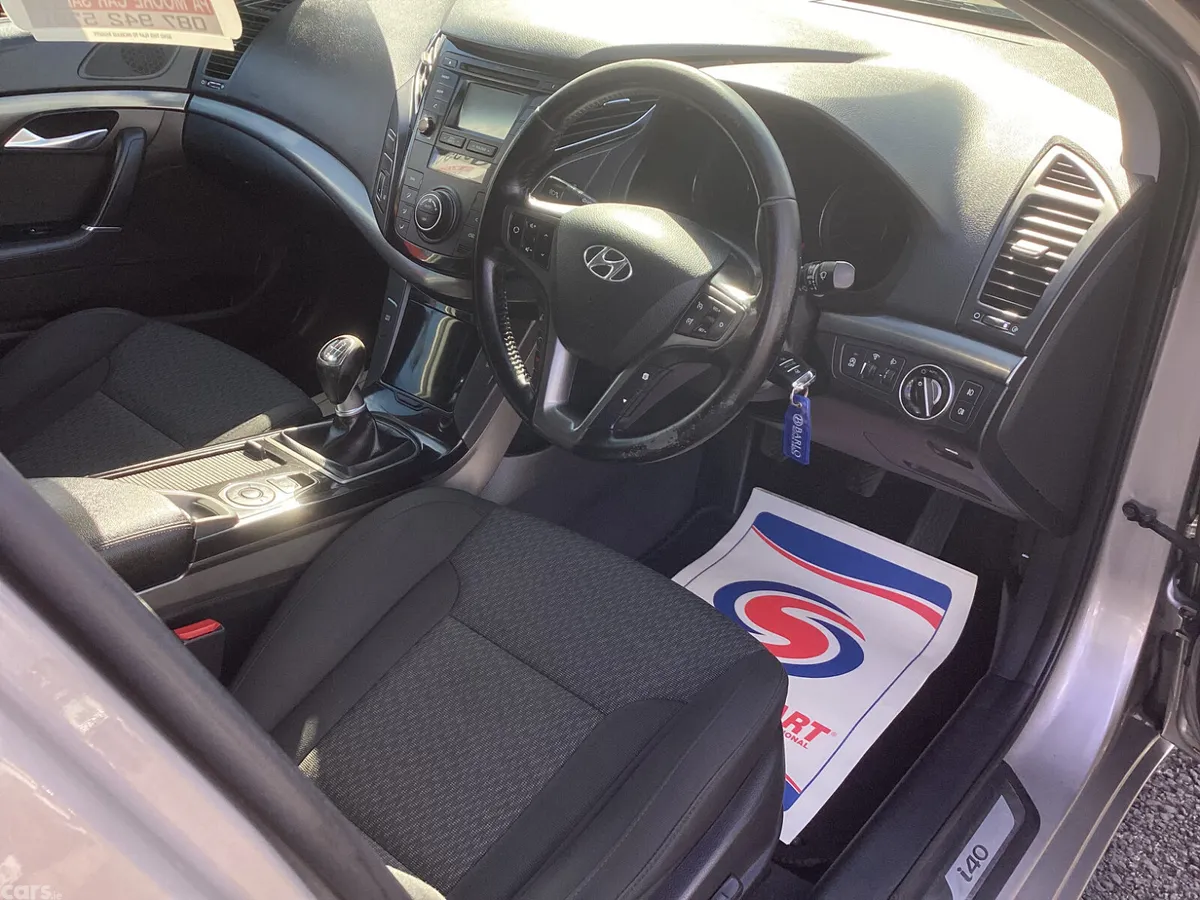 Hyundai i40 Saloon, Diesel, 2016, Beige