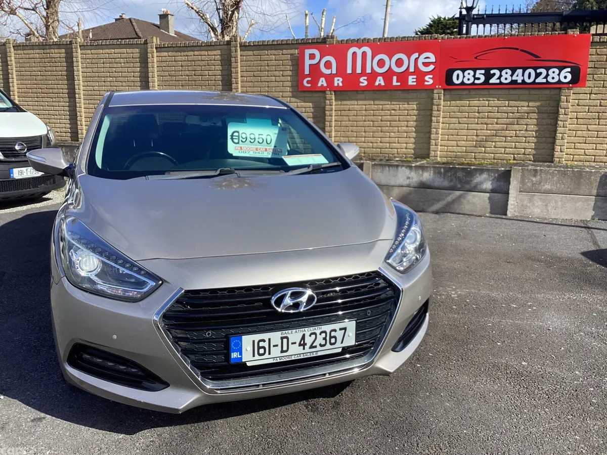 Hyundai i40 Saloon, Diesel, 2016, Beige