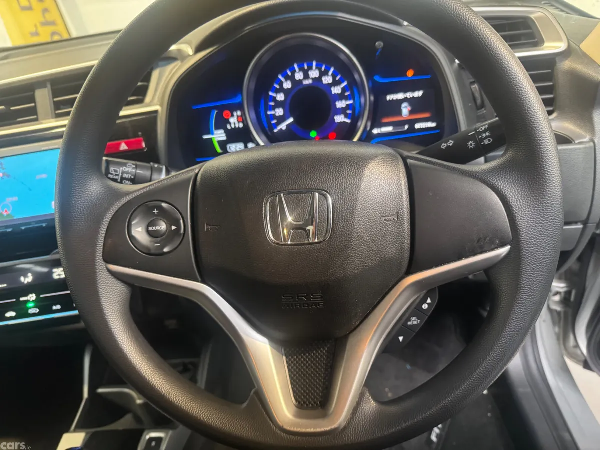 Honda Fit Hatchback, Petrol Hybrid, 2015, Silver
