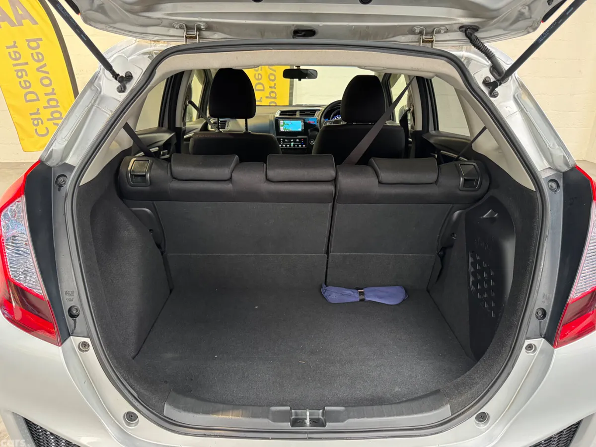 Honda Fit Hatchback, Petrol Hybrid, 2015, Silver