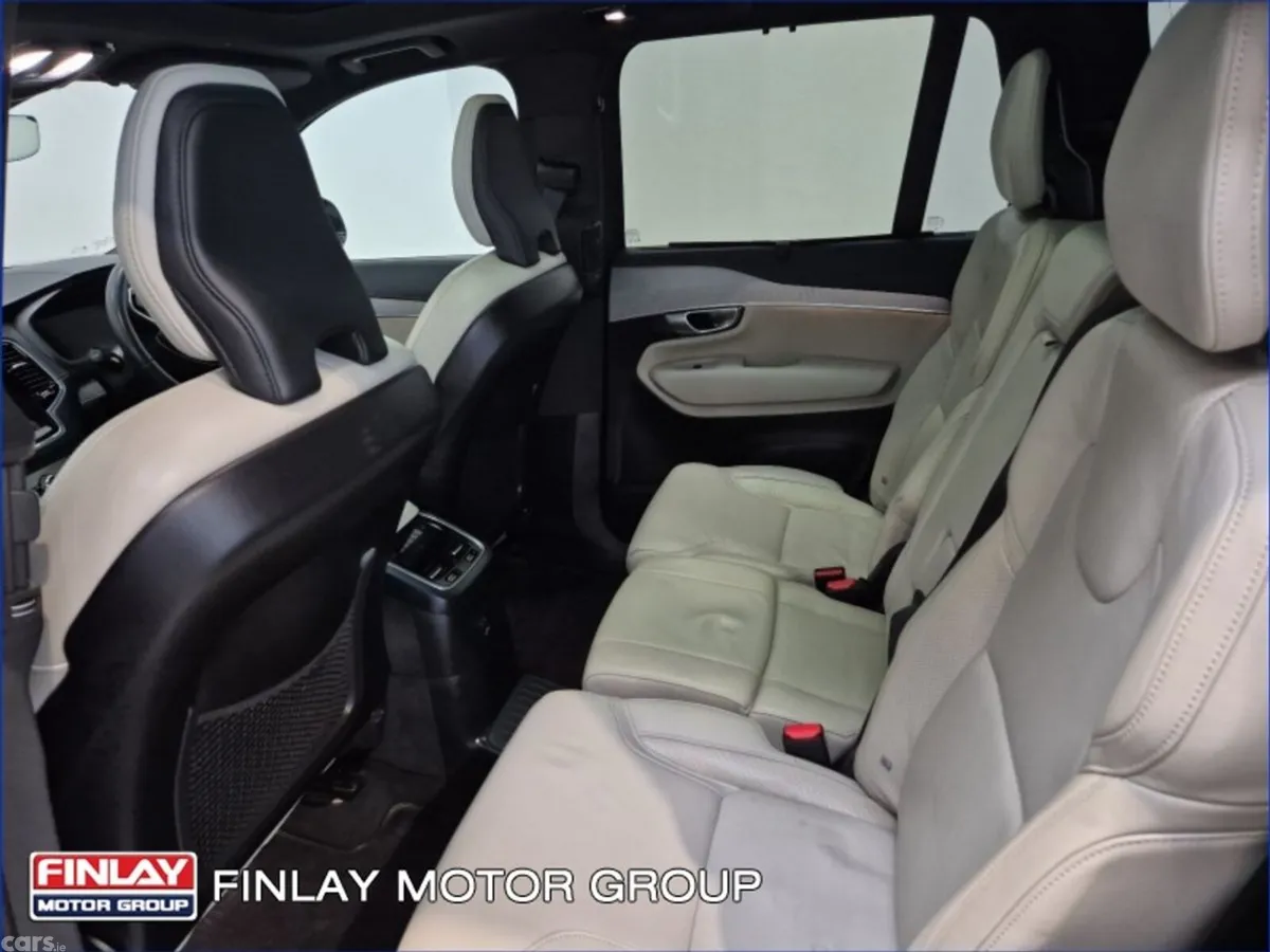 Volvo XC90 SUV, Petrol Plug-in Hybrid, 2024, Grey