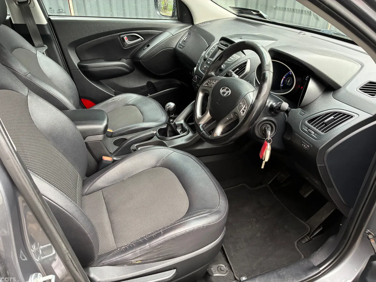 Hyundai ix35 SUV, Diesel, 2015, Grey
