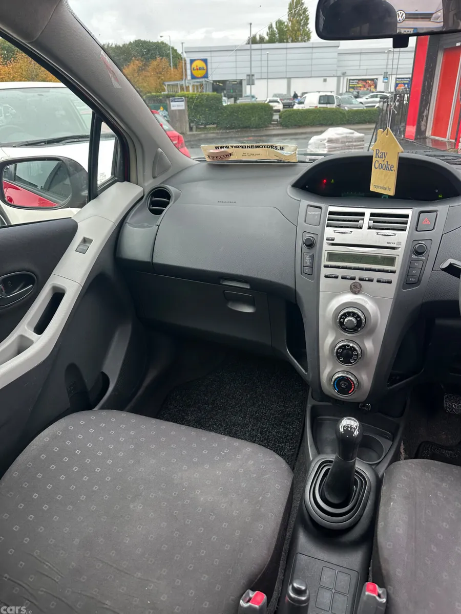 Toyota Yaris Hatchback, Petrol, 2006, Red