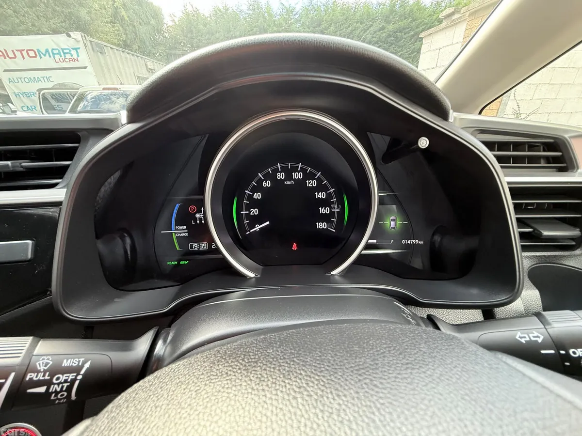 Honda Fit Hatchback, Petrol Hybrid, 2019, Grey