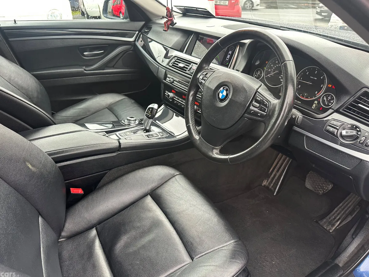 BMW 5-Series Saloon, Diesel, 2013, Blue