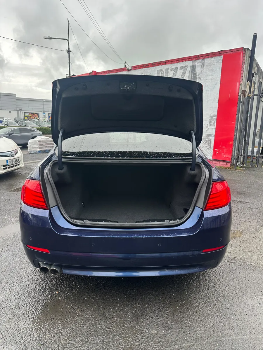 BMW 5-Series Saloon, Diesel, 2013, Blue