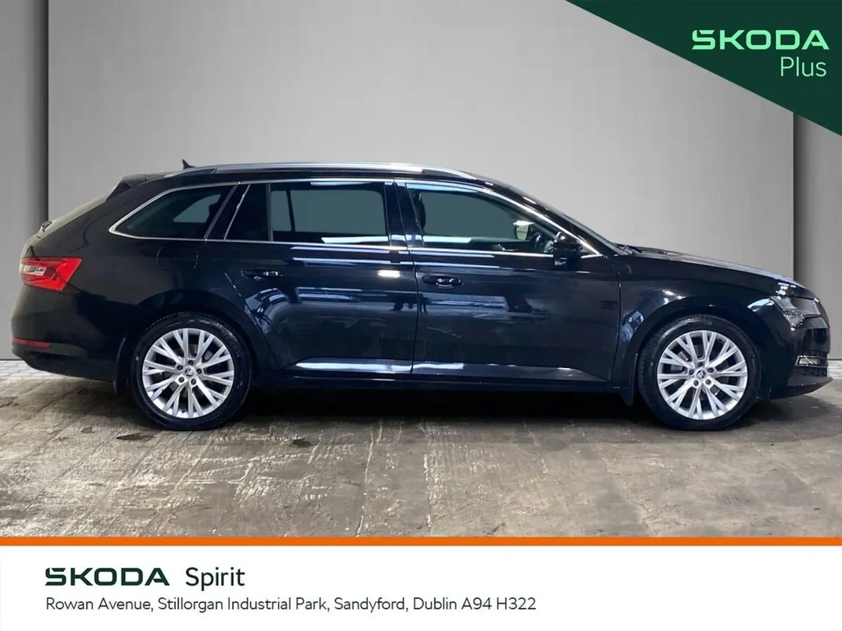 Skoda Superb Estate, Diesel, 2023, Black