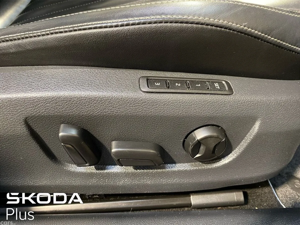 Skoda Superb Estate, Diesel, 2023, Black