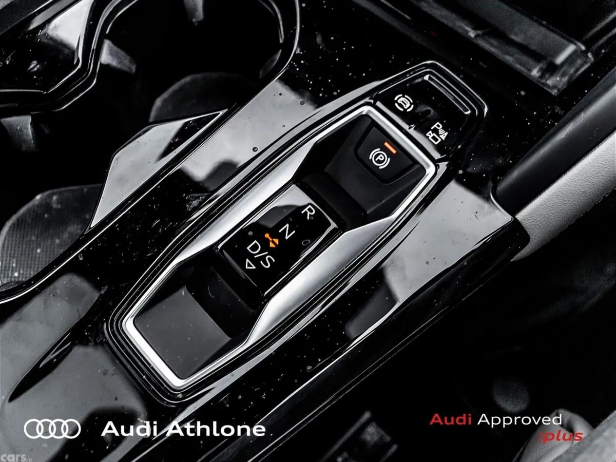 Audi Q5 SUV, Petrol Plug-in Hybrid, 2026, Blue