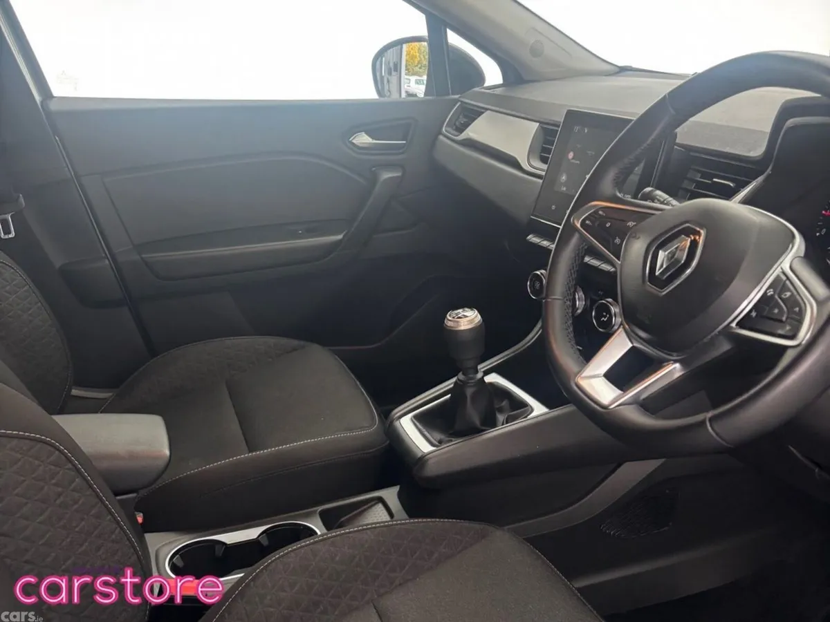 Renault Captur Hatchback, Petrol, 2024, Grey