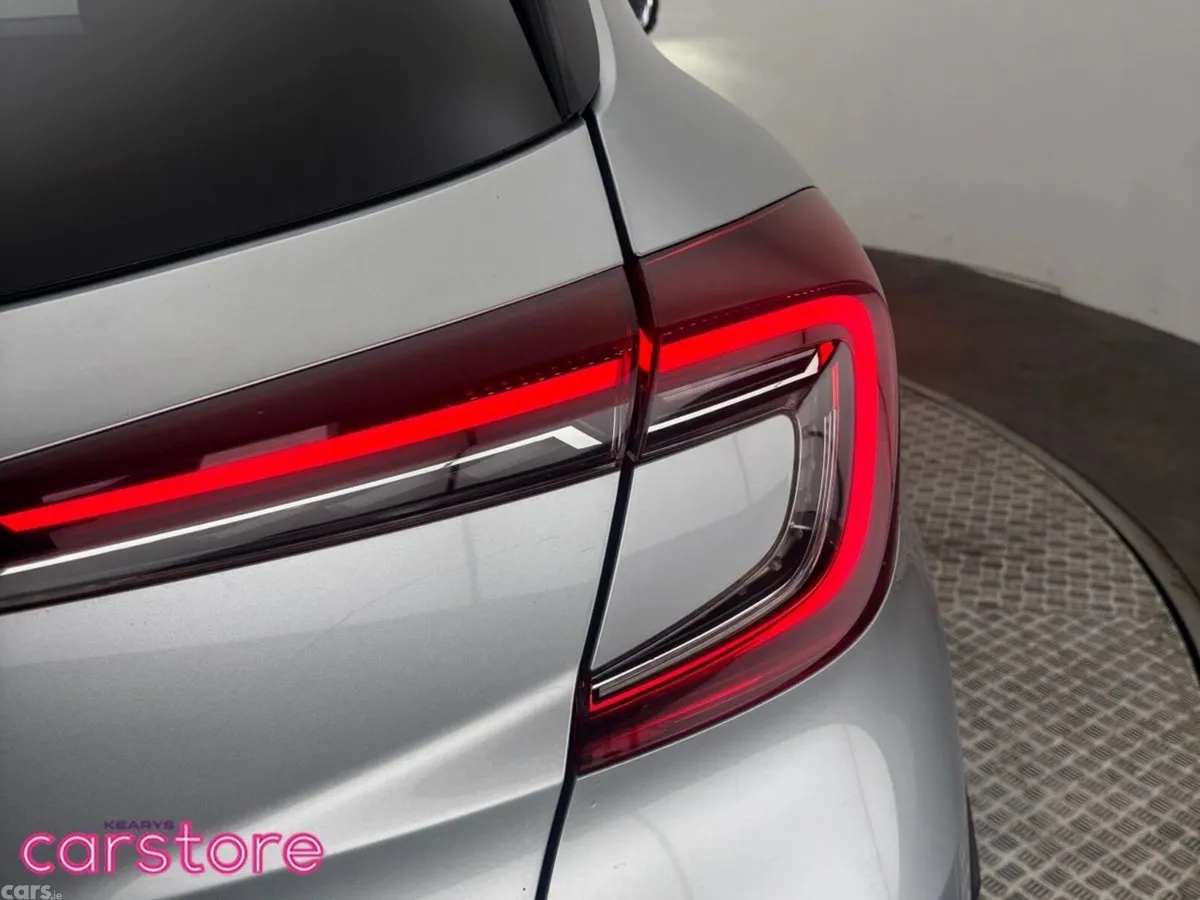 Renault Captur Hatchback, Petrol, 2024, Grey