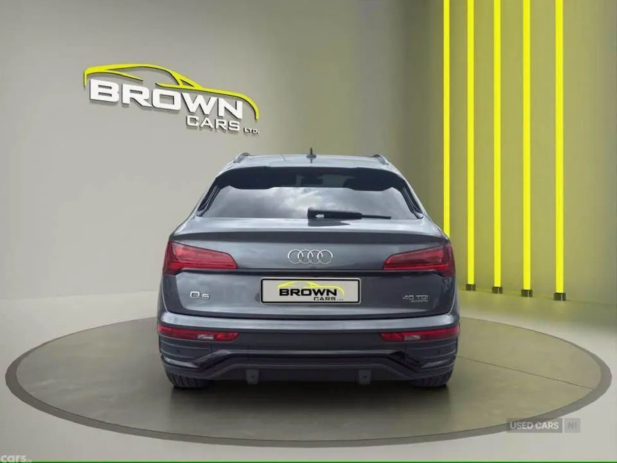 Audi Q5 SUV, Diesel Hybrid, 2022, Grey