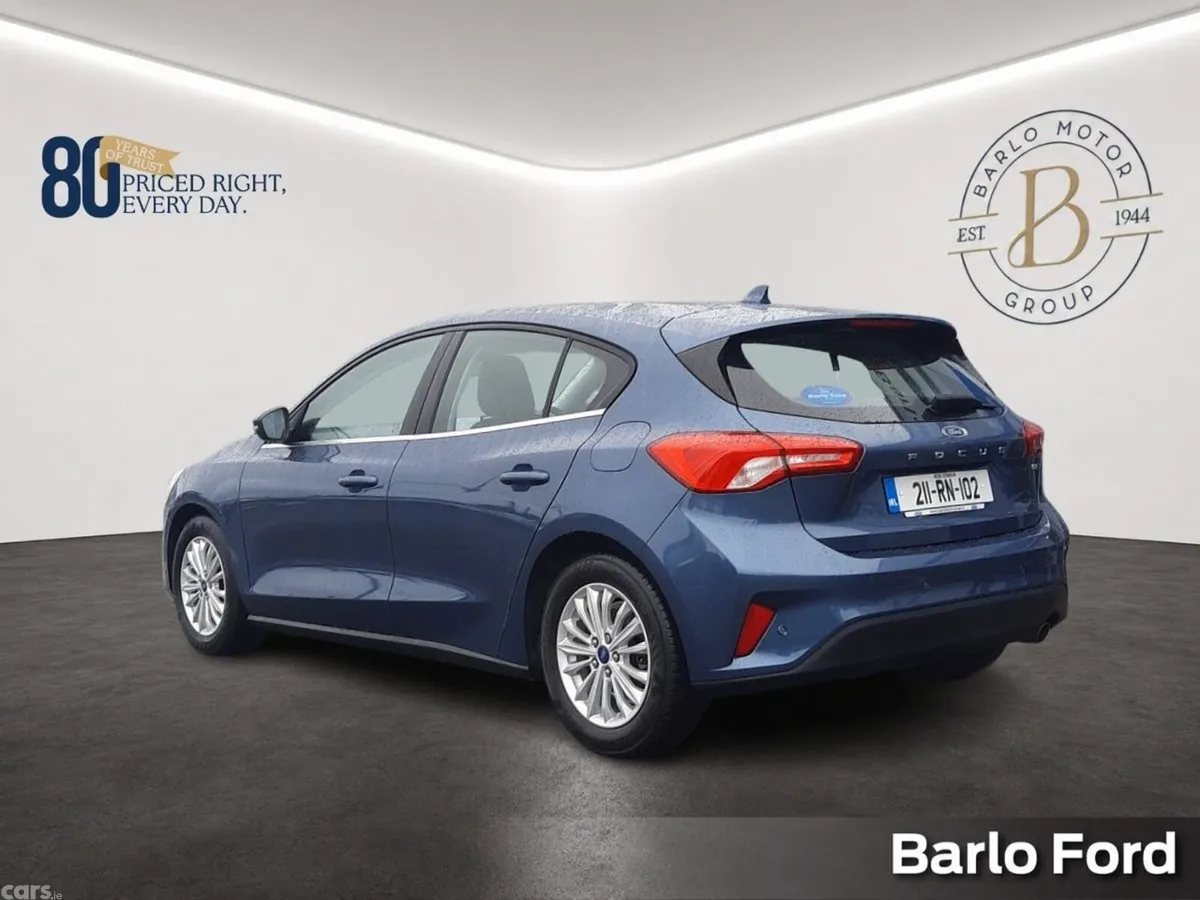 Ford Focus Hatchback, Petrol Hybrid, 2021, Blue