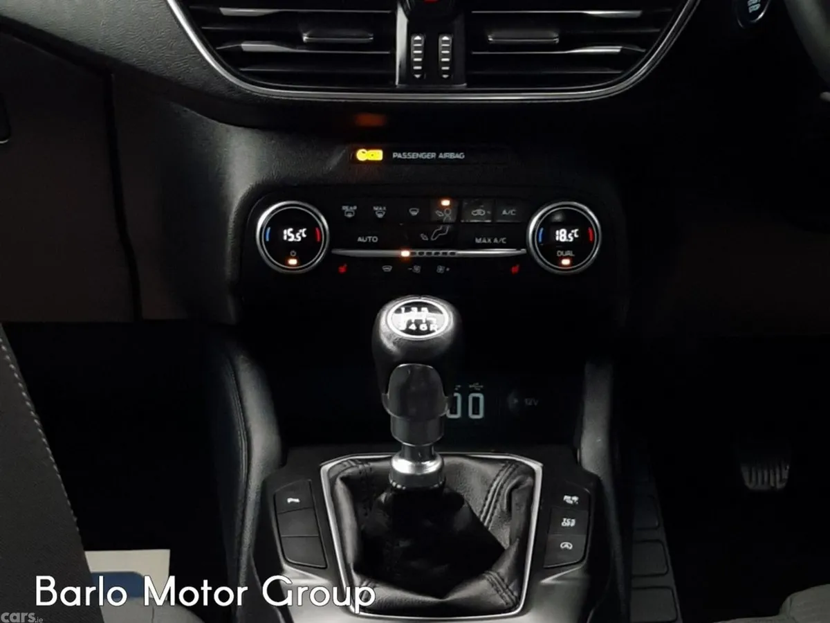 Ford Focus Hatchback, Petrol Hybrid, 2021, Blue
