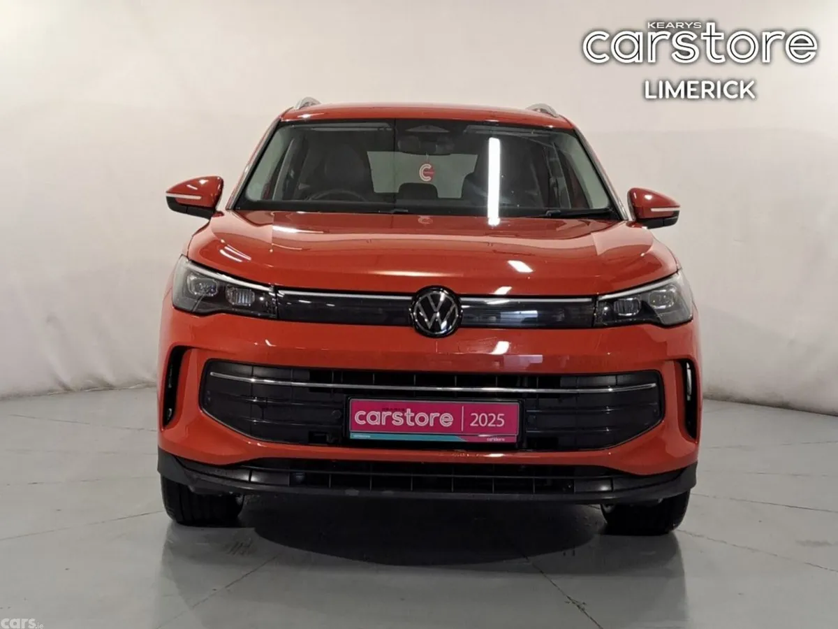 Volkswagen Tiguan SUV, Petrol Hybrid, 2025, Red