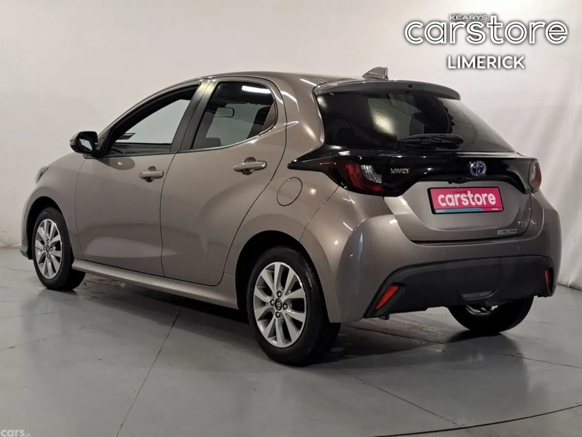 Toyota Yaris Hatchback, Petrol Hybrid, 2021, Grey