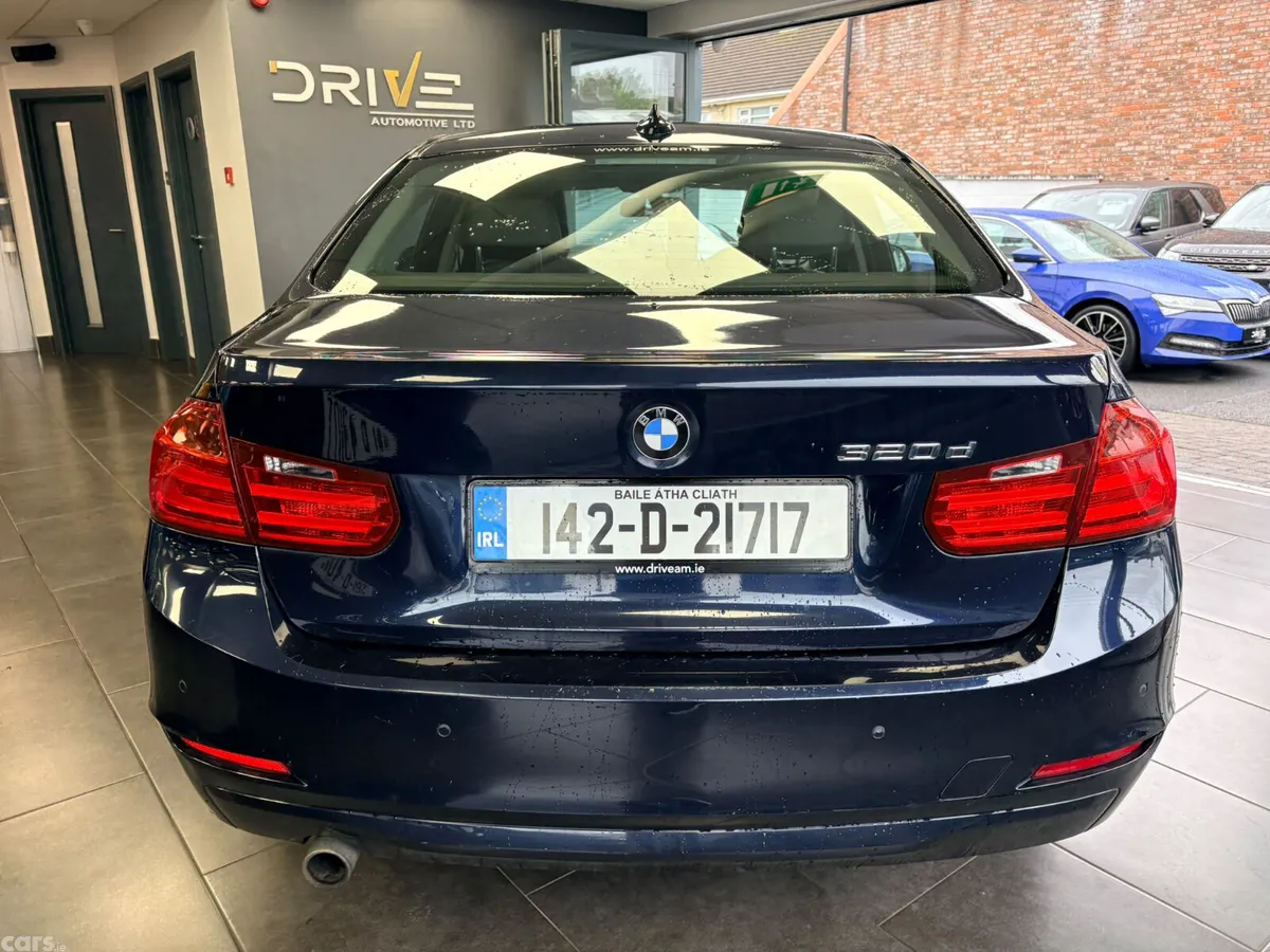 BMW 3-Series Saloon, Diesel, 2014, Blue