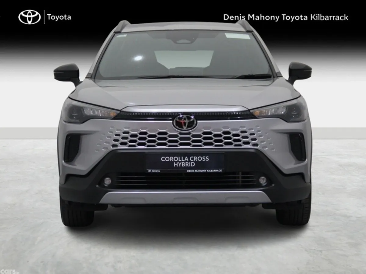 Toyota Corolla Cross SUV, 2027, Silver