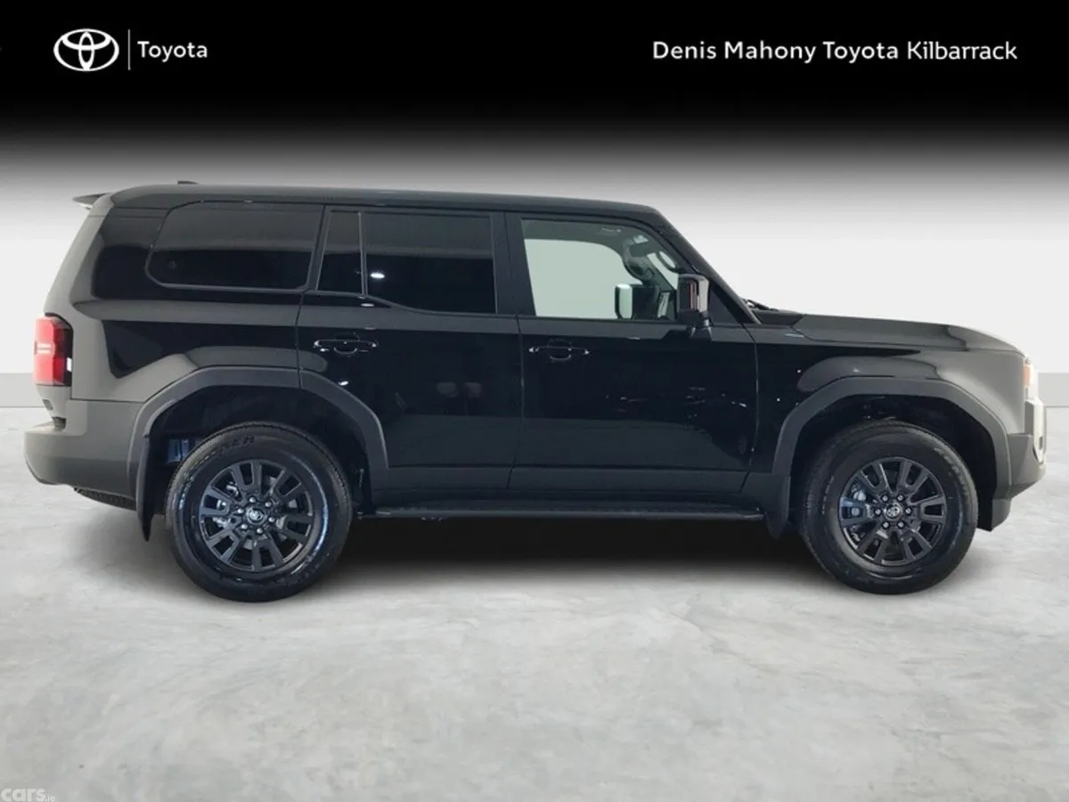 Toyota Land Cruiser SUV, 2027, Black