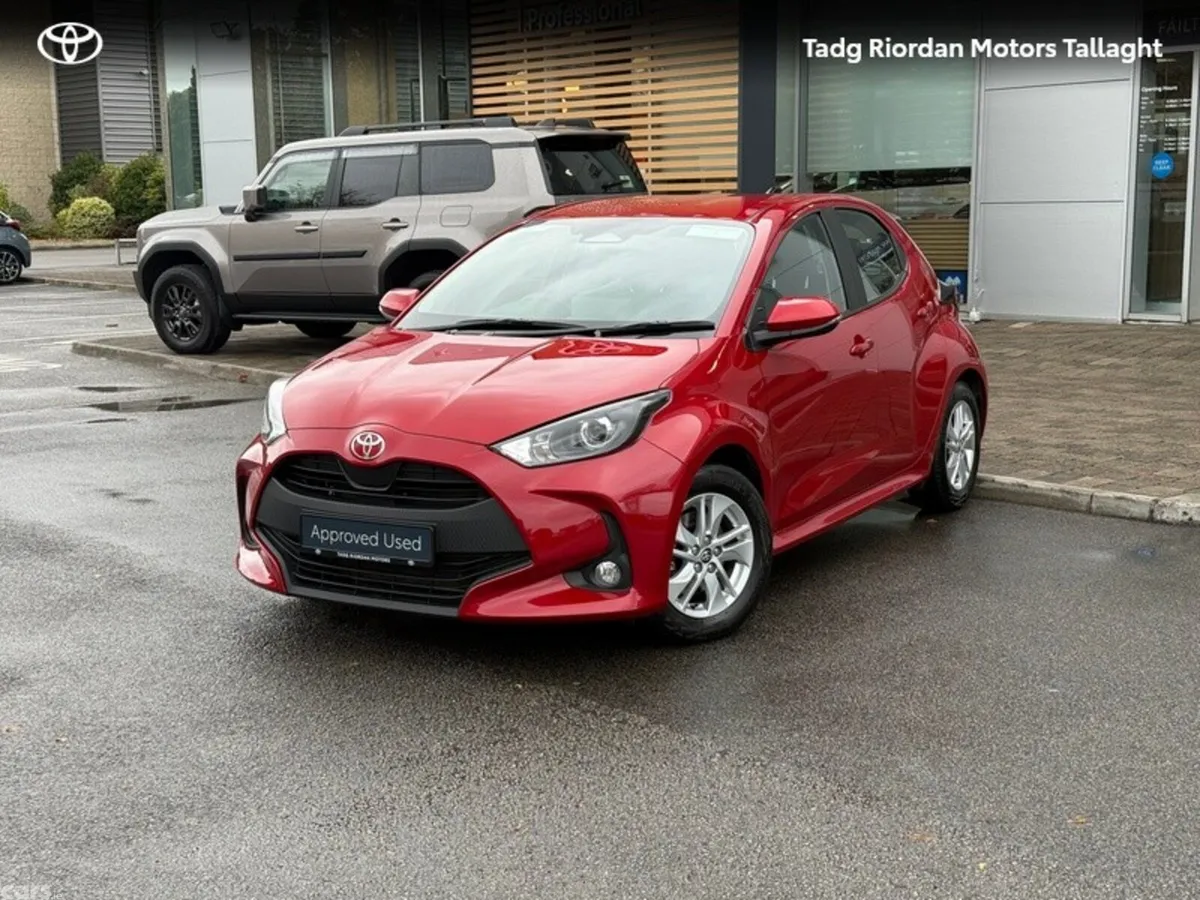 Toyota Yaris Hatchback, Petrol Hybrid, 2026, Red