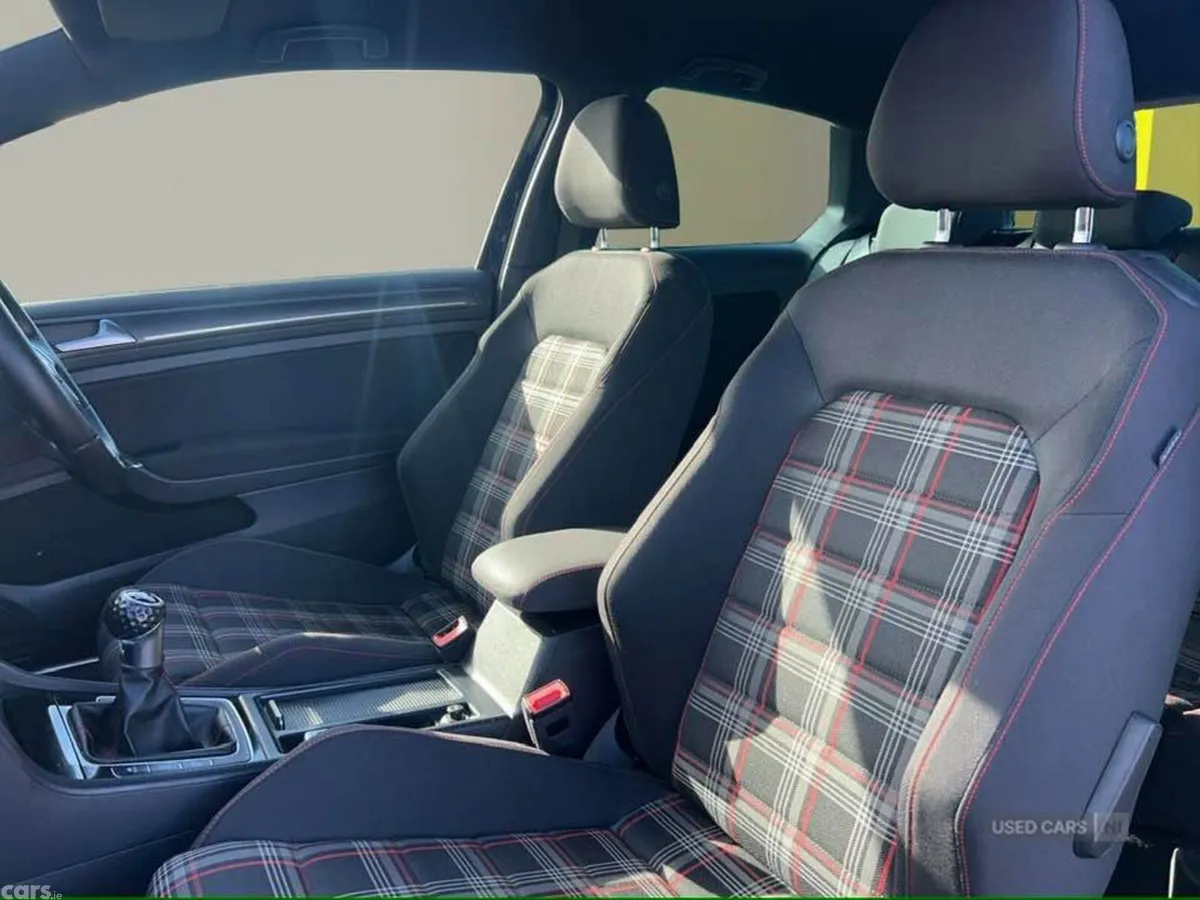 Volkswagen Golf Hatchback, Petrol, 2019, Black