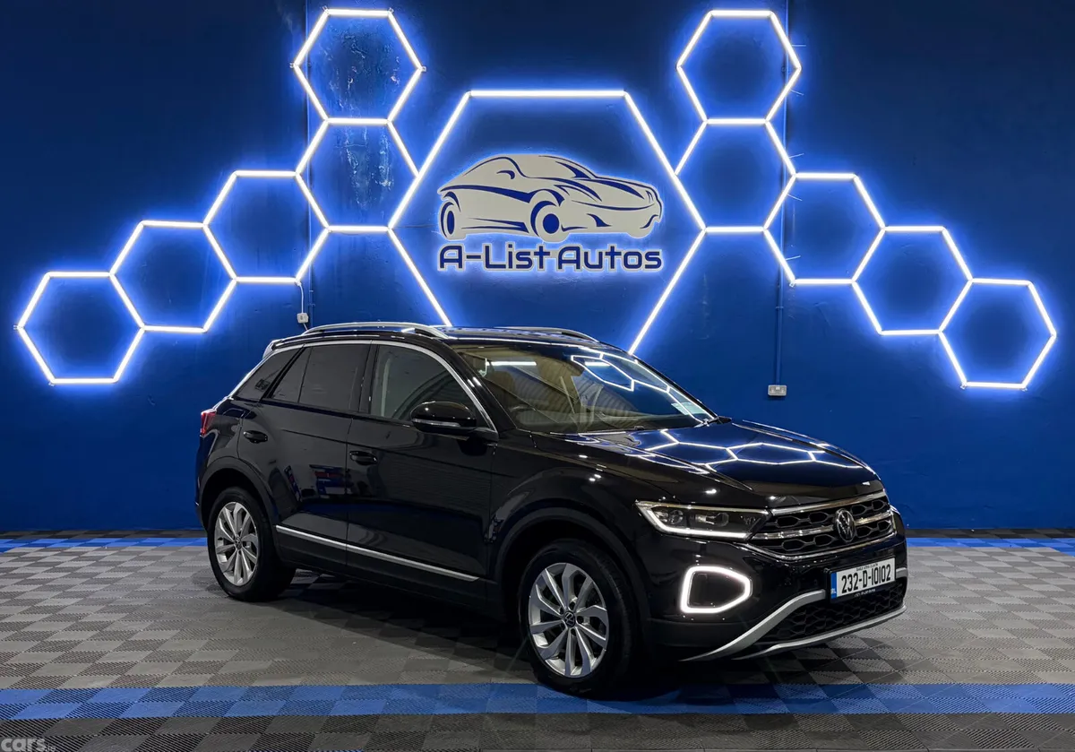 Volkswagen T-Roc SUV, Diesel, 2023, Black