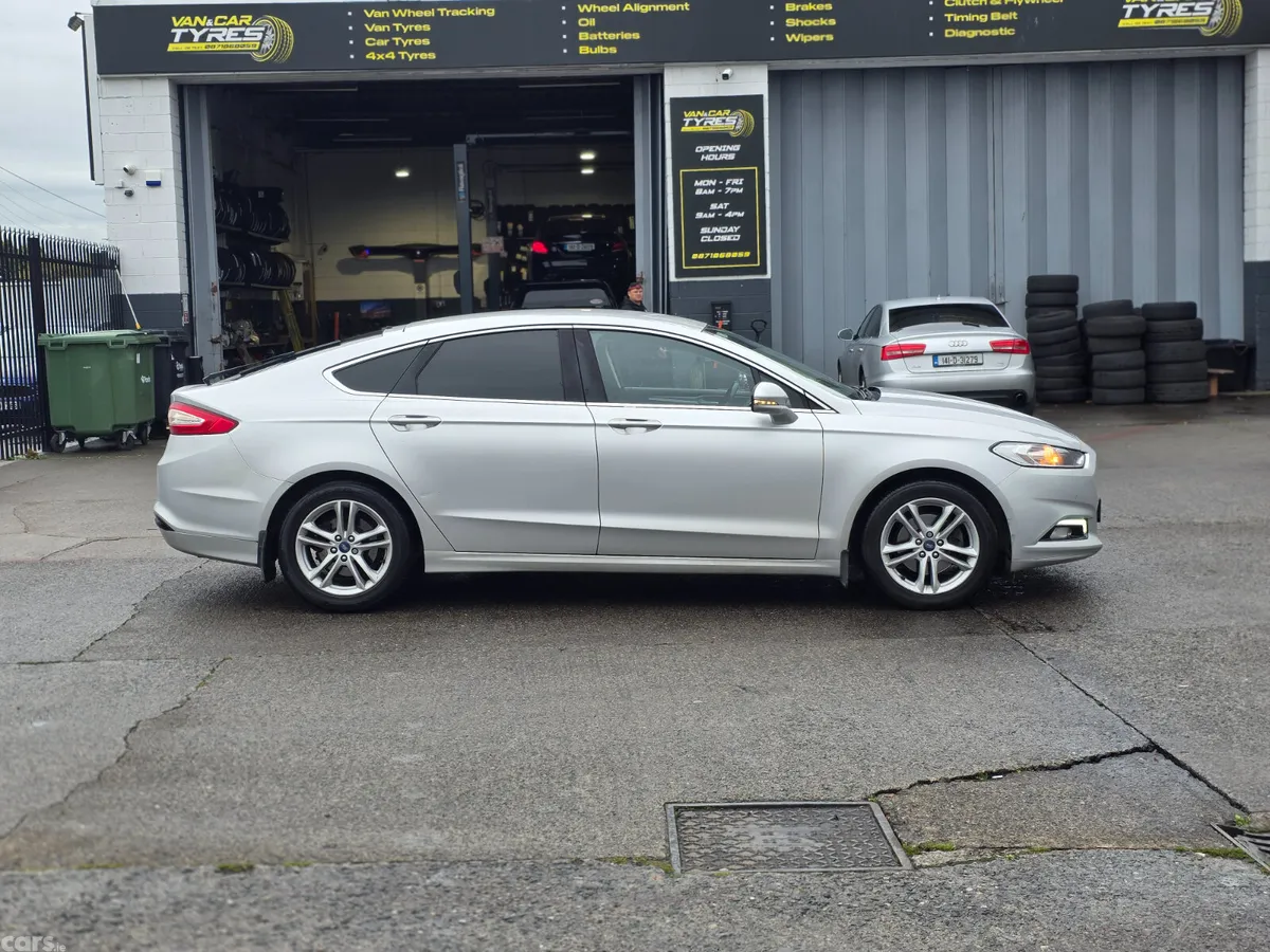 Ford Mondeo Hatchback, Diesel, 2017, Grey