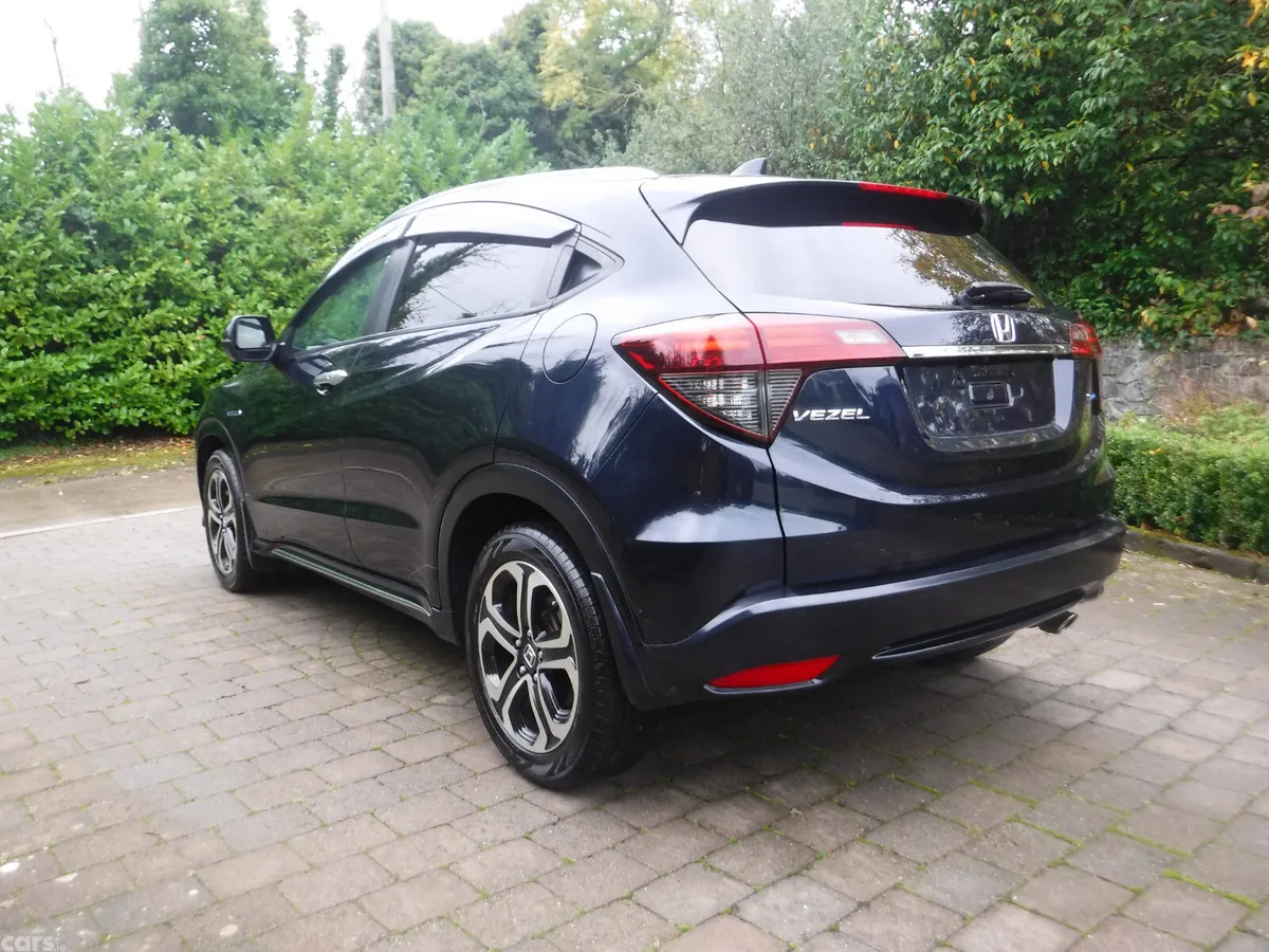 Honda Vezel SUV, Petrol Hybrid, 2018, Blue