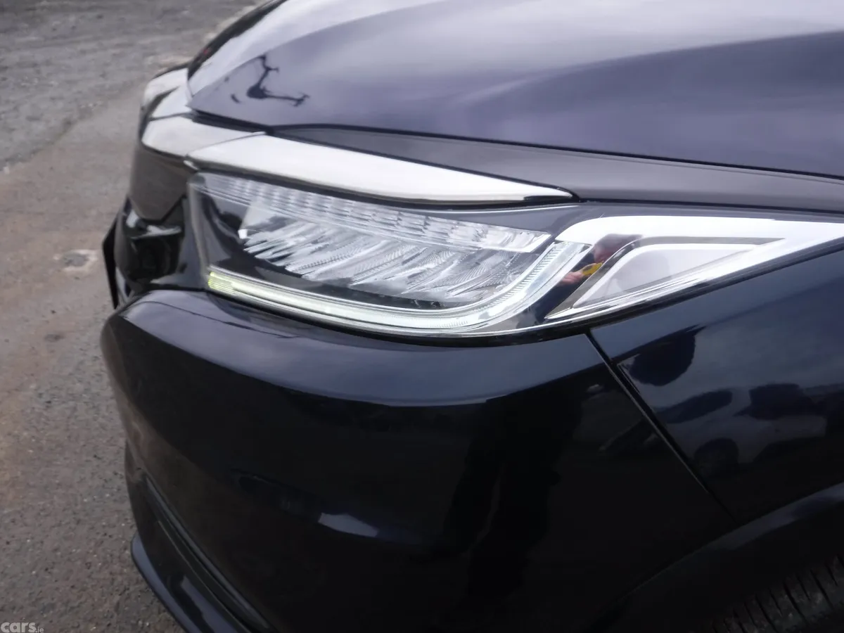 Honda Vezel SUV, Petrol Hybrid, 2018, Blue
