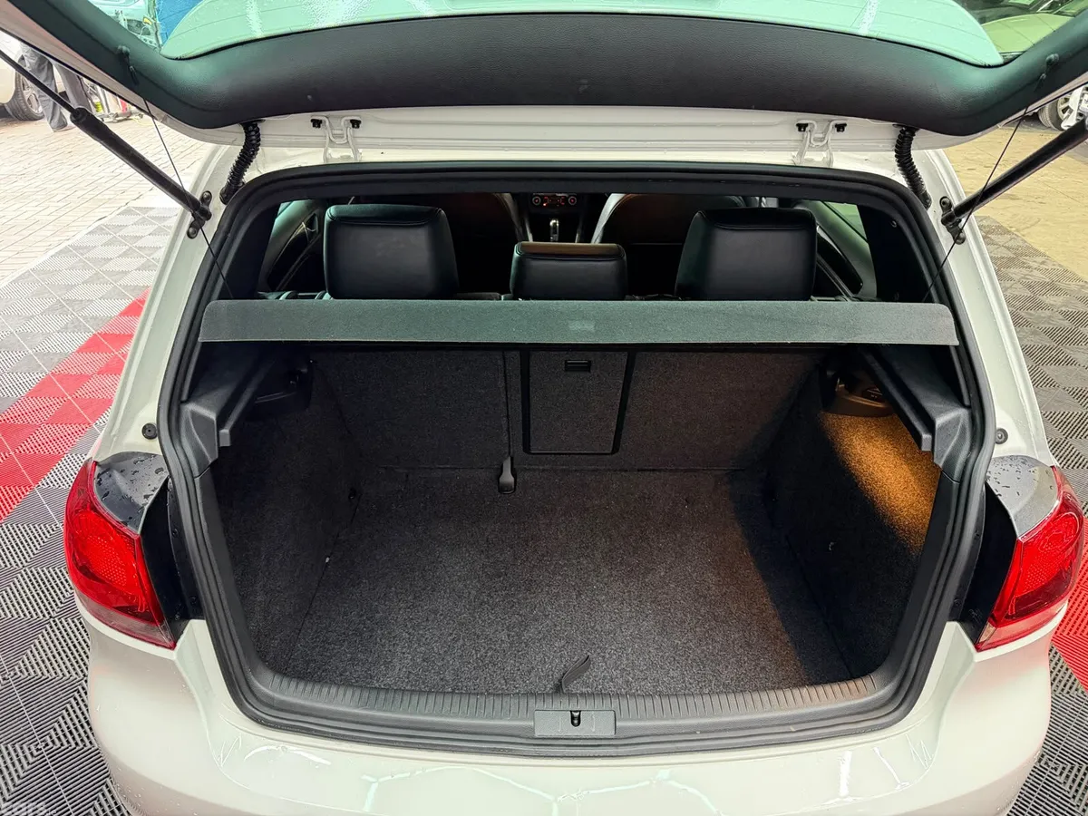 Volkswagen Golf Hatchback, Petrol, 2013, White