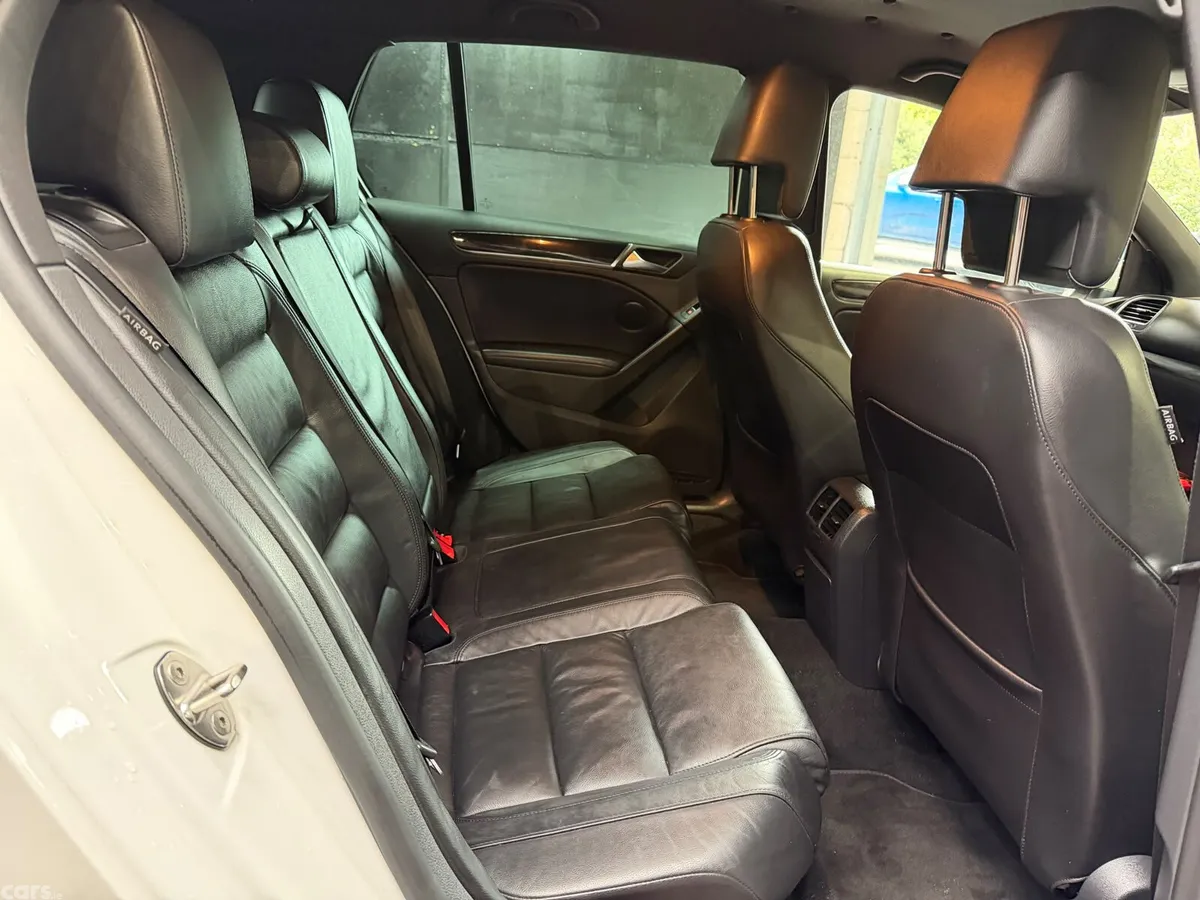 Volkswagen Golf Hatchback, Petrol, 2013, White