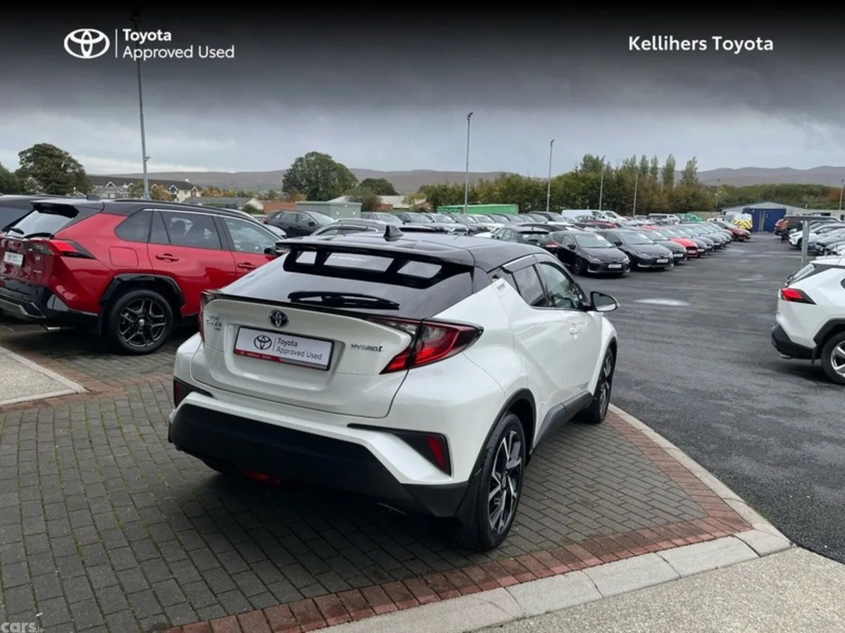 Toyota C-HR SUV, Petrol Hybrid, 2022, White