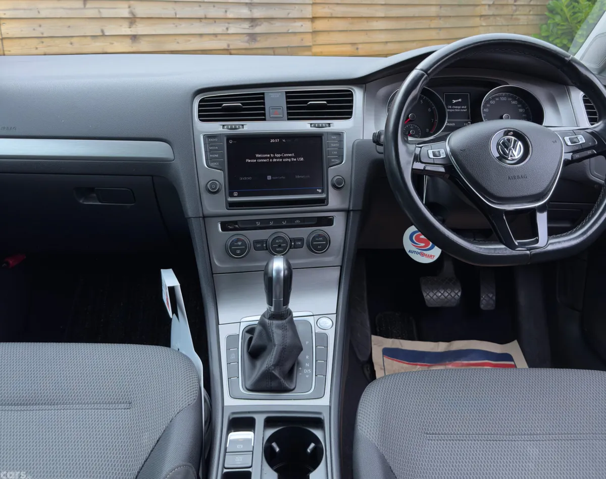 Volkswagen Golf Hatchback, Petrol, 2017, Grey