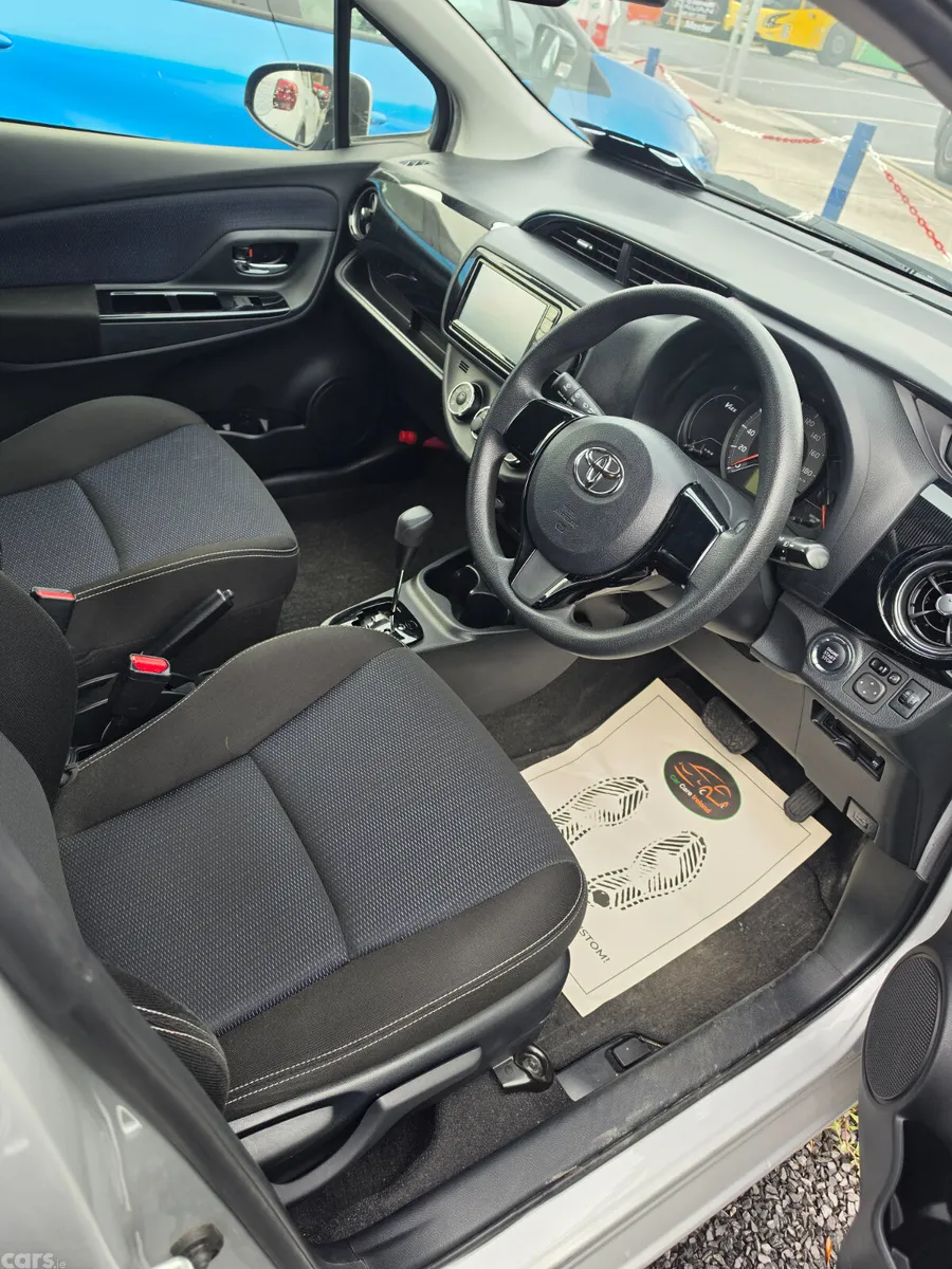 Toyota Vitz Hatchback, Petrol, 2018, Silver