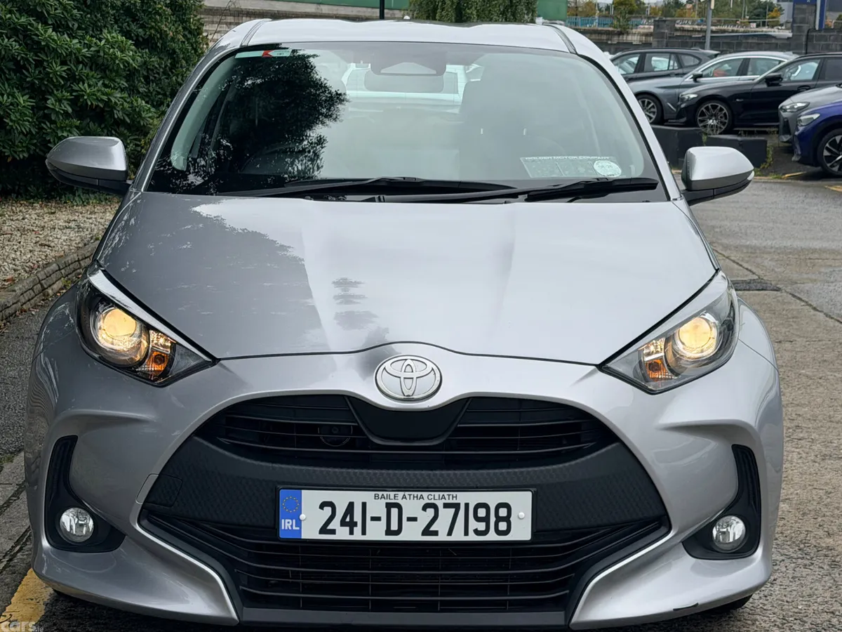 Toyota Yaris Hatchback, Petrol Hybrid, 2024, Grey