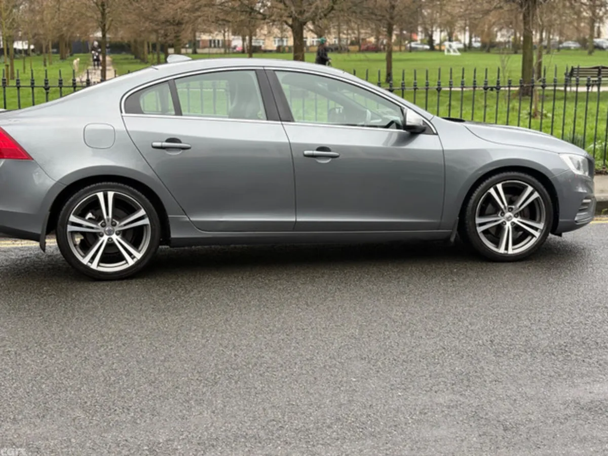 Volvo S60 Saloon, Diesel, 2015, Grey