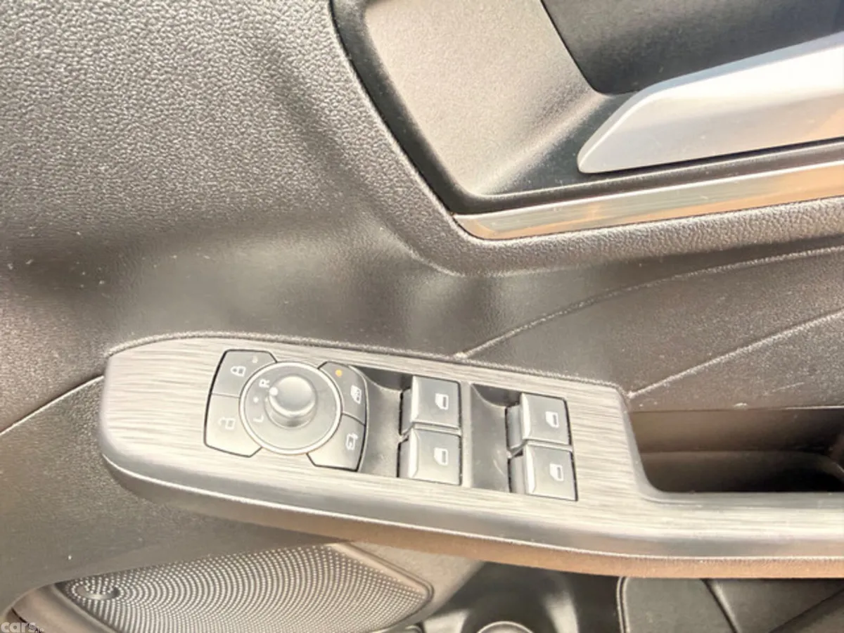 Ford Kuga MPV, Petrol Plug-in Hybrid, 2023, Grey
