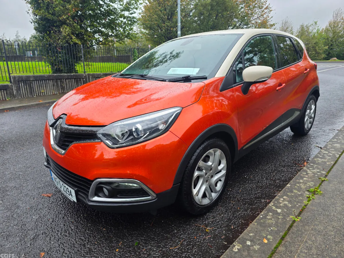 Renault Captur Hatchback, Diesel, 2014, Orange