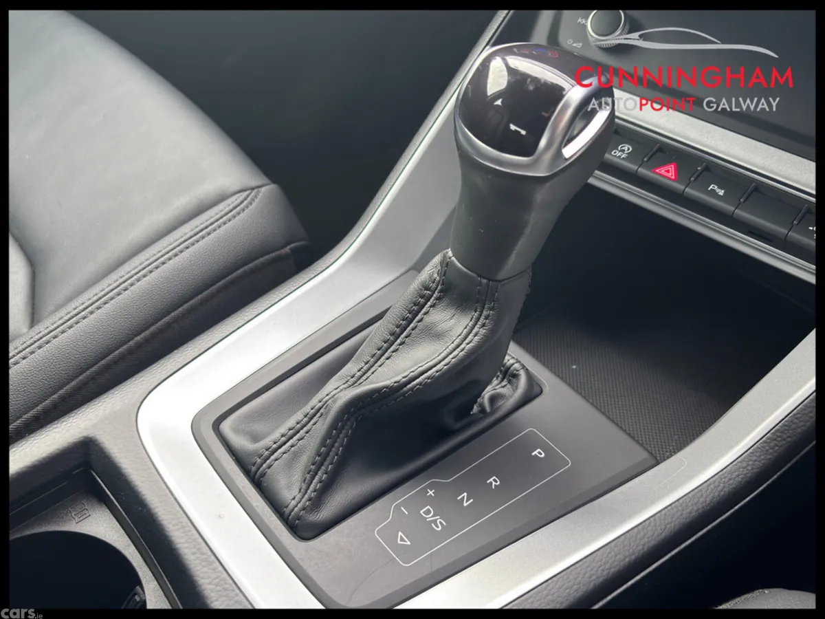 Audi Q3 SUV, Petrol, 2022, Silver