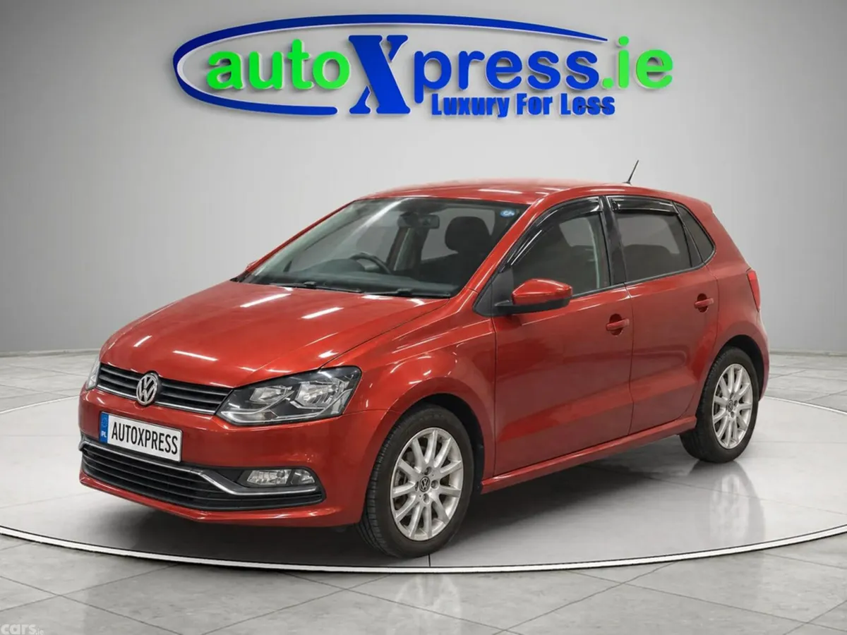 Volkswagen Polo Hatchback, Petrol, 2015, Red