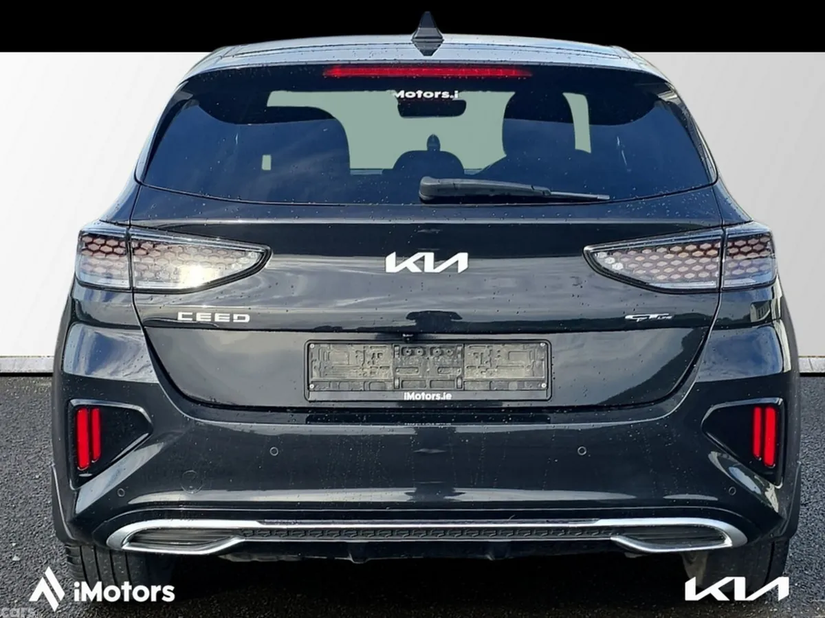 Kia Ceed Hatchback, Diesel Hybrid, 2023, Black