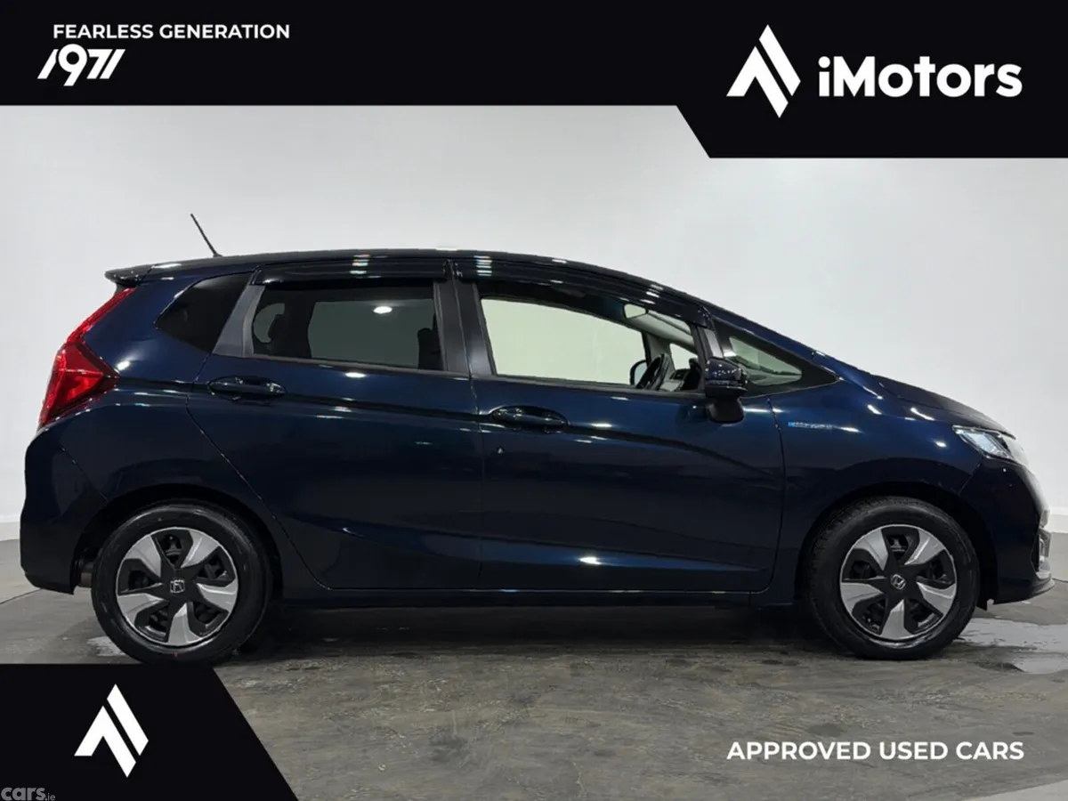 Honda Fit Hatchback, Petrol Hybrid, 2019, Blue