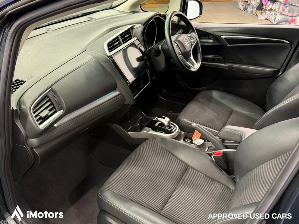 Honda Fit Hatchback, Petrol Hybrid, 2019, Blue