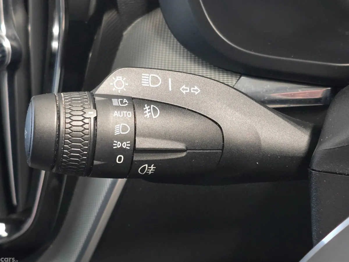 Volvo XC60 SUV, Petrol Plug-in Hybrid, 2023, Grey