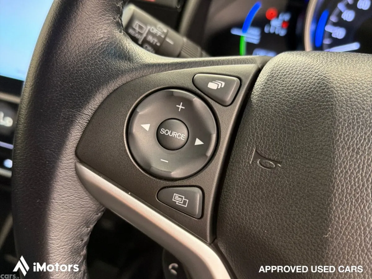 Honda Fit Hatchback, Petrol Hybrid, 2019, Blue