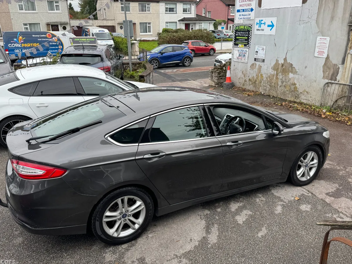 Ford Mondeo Hatchback, Diesel, 2016, Grey